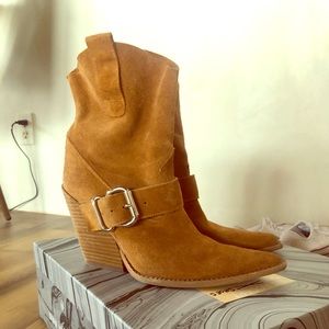 Jeffrey Campbell cowgirl boots in tan suede
